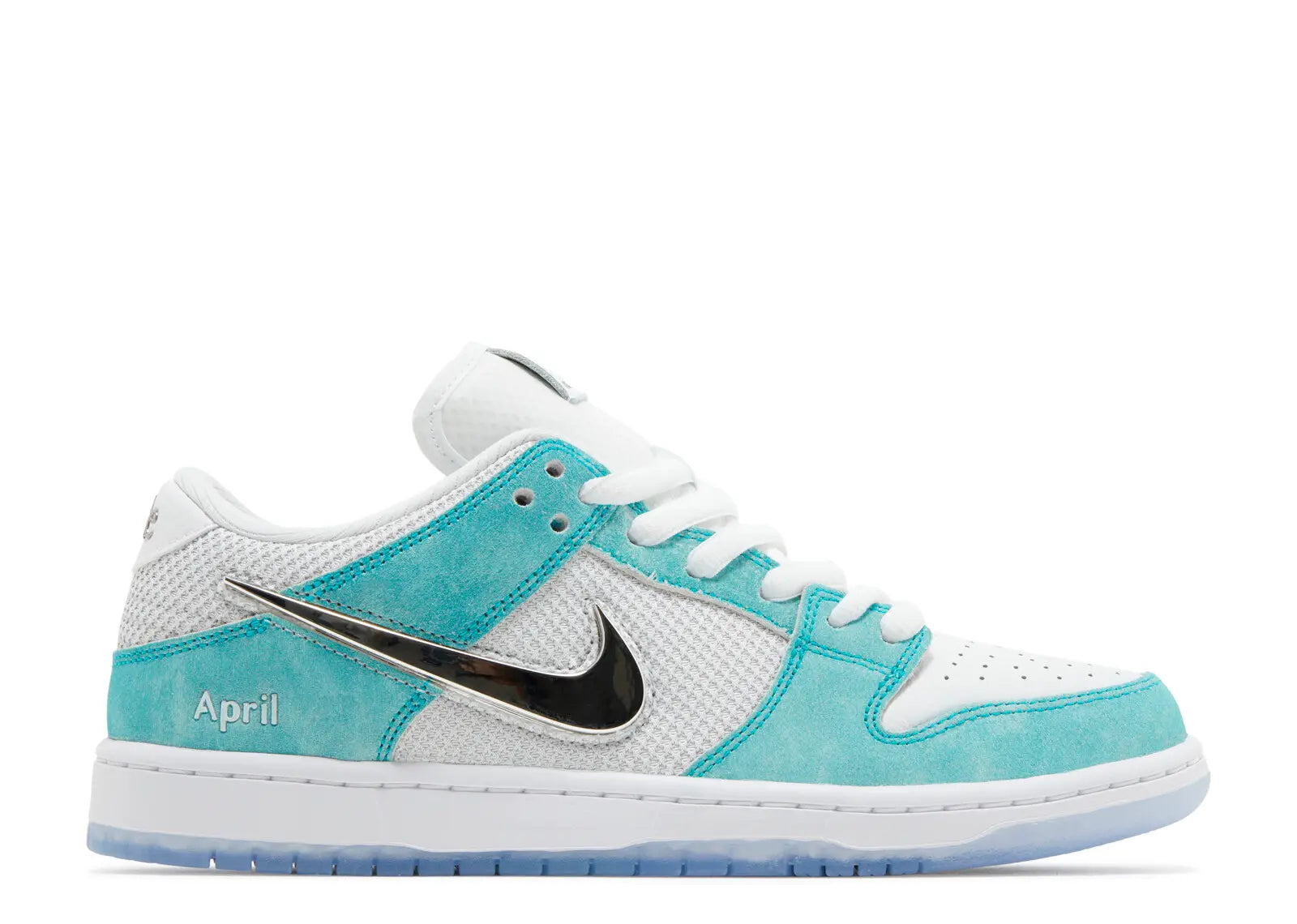 Nike SB Dunk Low - April